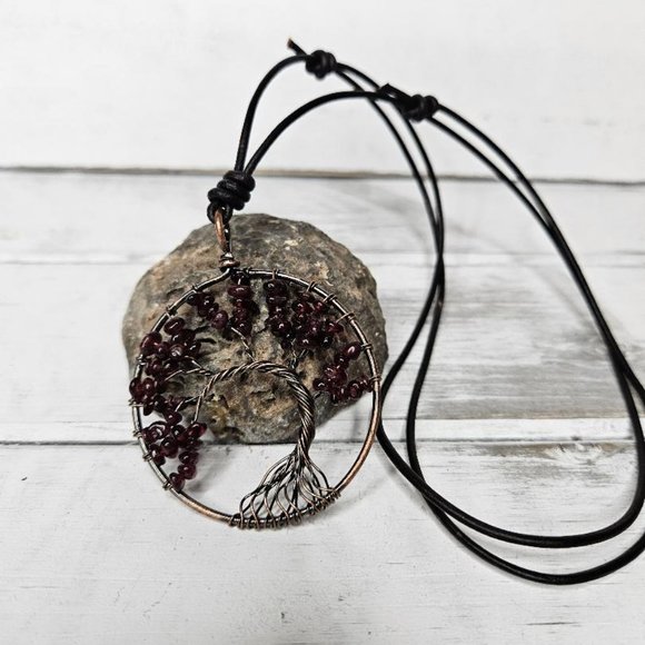 Garnet Tree of Life round Pendent on Black Leather Cord Adjustable - Picture 2 of 3